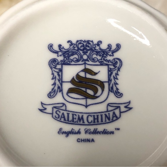 Set Of 2 Vintage Salem China English Collection Floral Gold Trim Ribbed Mugs - Picture 8 of 14